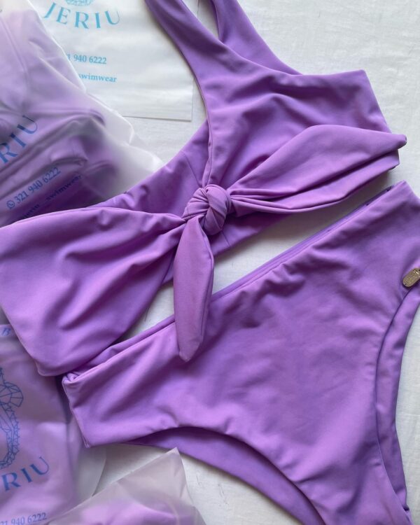 Traje de baño lila